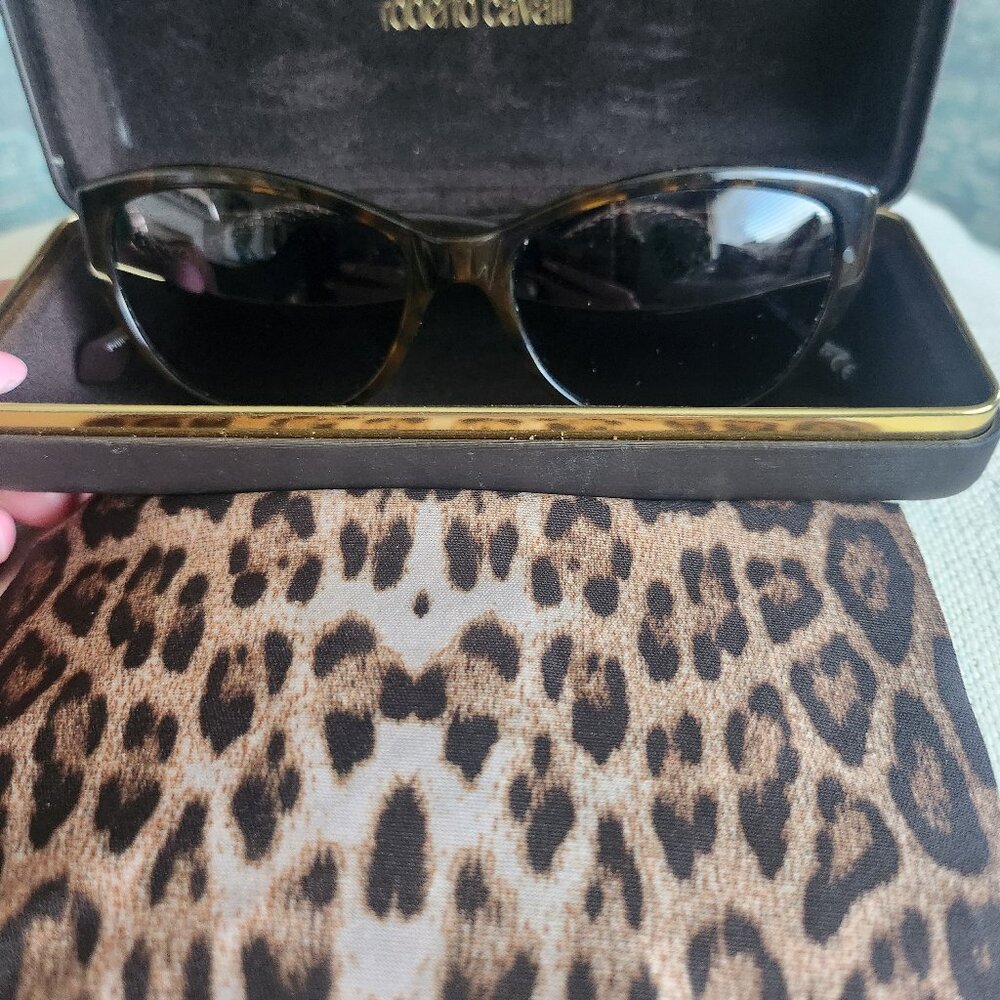 Roberto Cavalli Sunglasses-Snake Collection  gradient lenses.